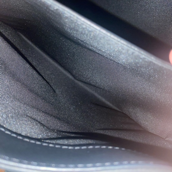 Lv Double Plat Messenger in macassar - Picture 14 of 16